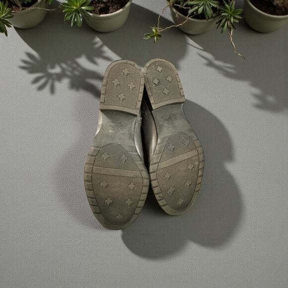 Life Stride Women's Silver Over the Knee Boots - Picture 6 of 7